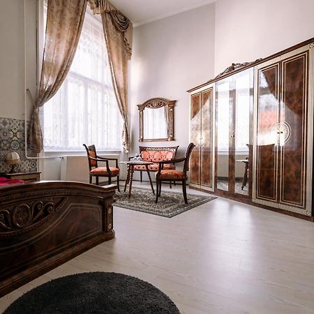 Meller-Kastely Villa Csurgo Buitenkant foto