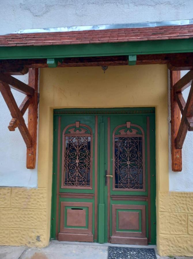 Meller-Kastely Villa Csurgo Buitenkant foto