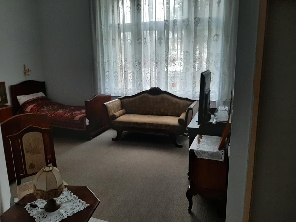 Meller-Kastely Villa Csurgo Buitenkant foto