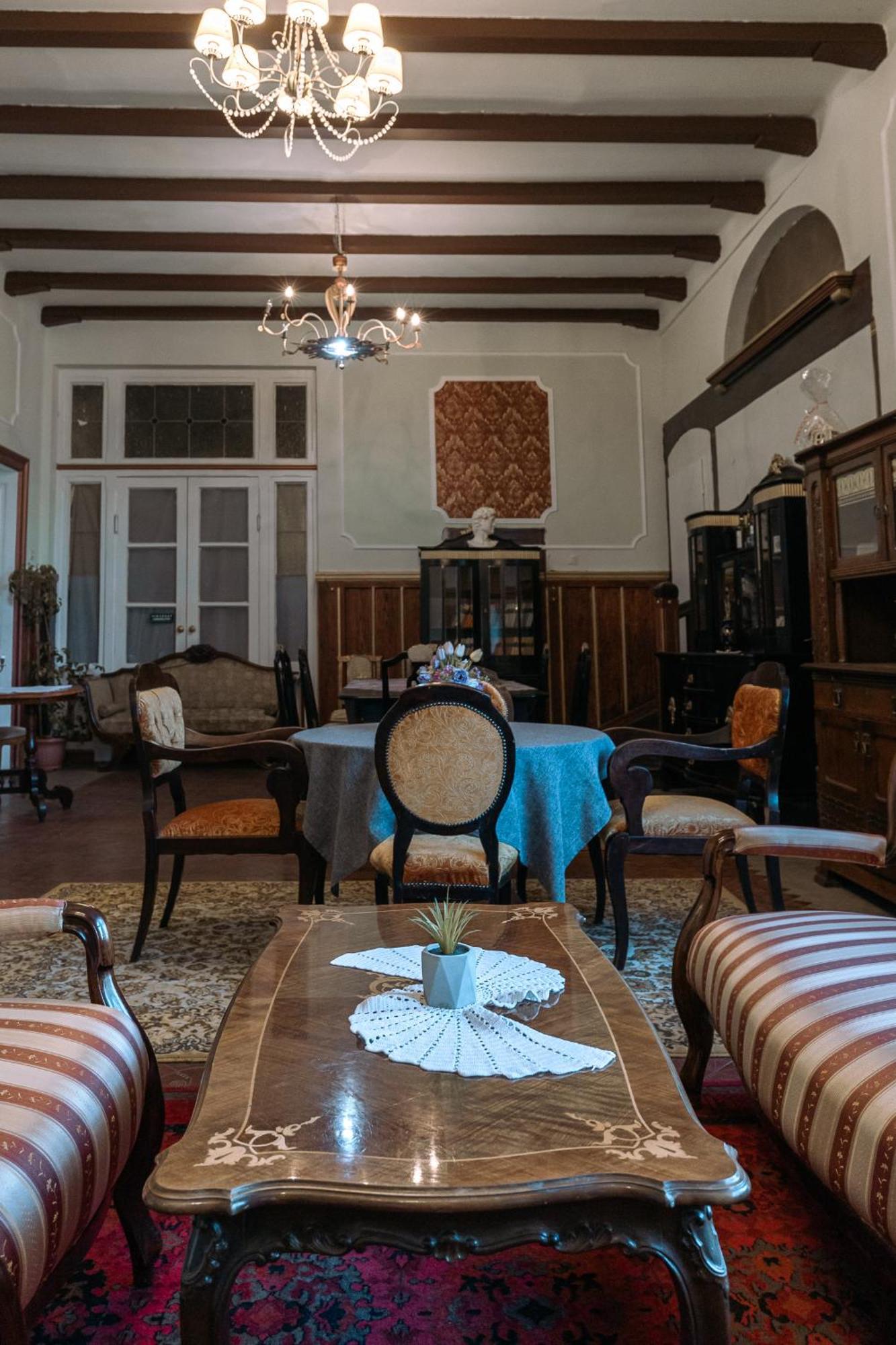 Meller-Kastely Villa Csurgo Buitenkant foto